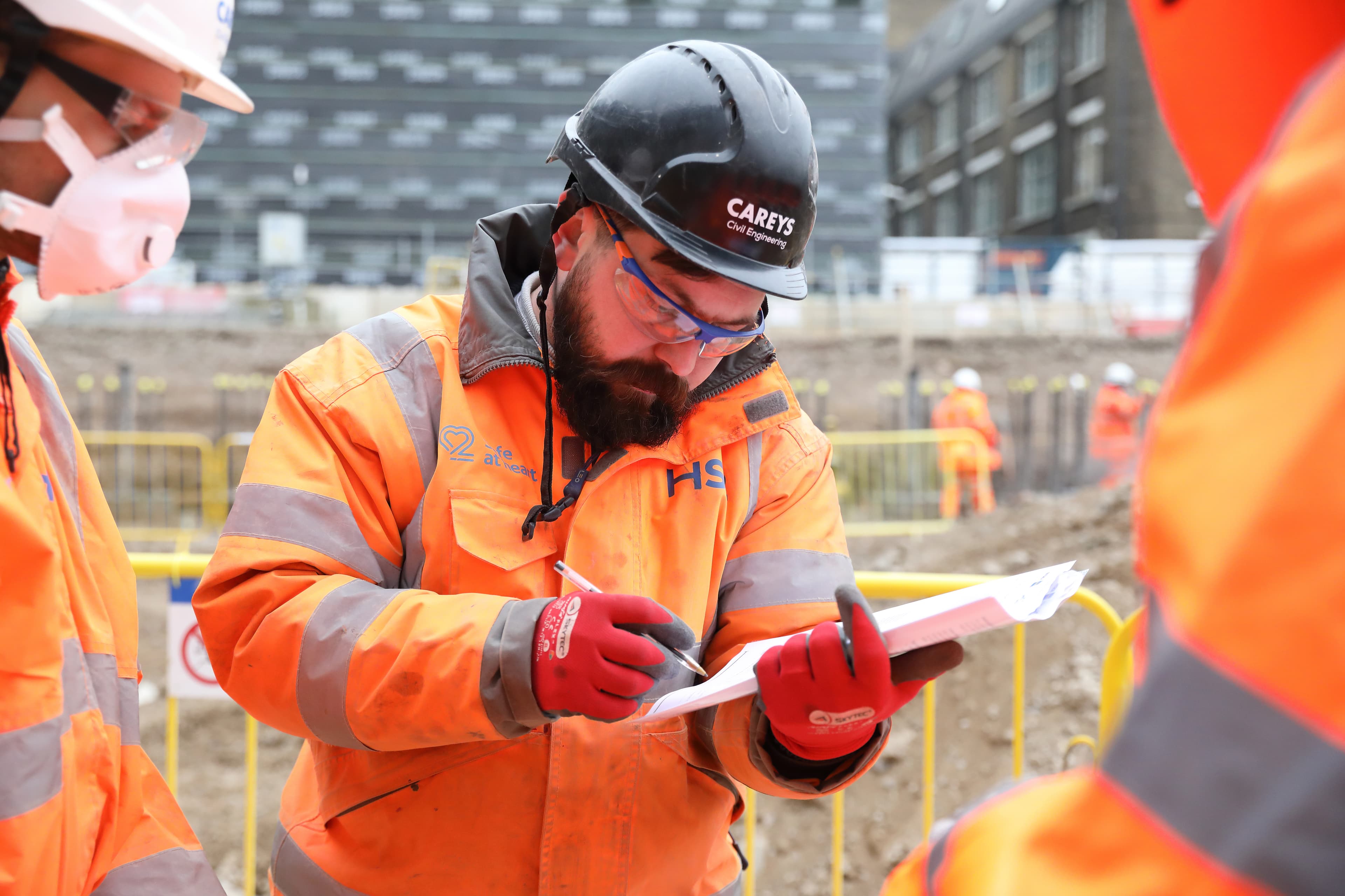 https://files.mutualcdn.com/careys/images/220126_MACE_Progress-TSS_Euston_MW_17.JPG